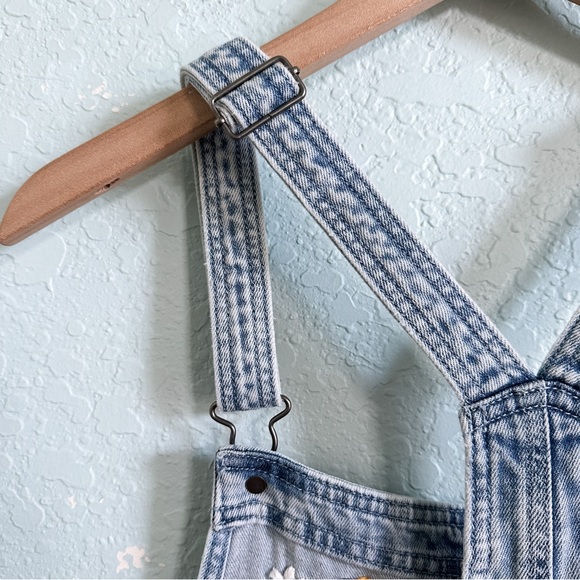Aerie•Upcycled•Lightwash Denim Shortalls•Stretchy•Dolphin Raw Hem•One of a Kind - Picture 9 of 13
